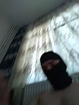 Uguli282 webcam