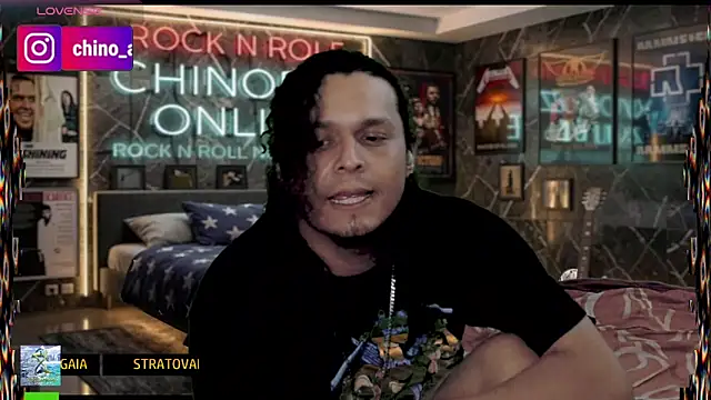 chino_roz live cam on StripChat