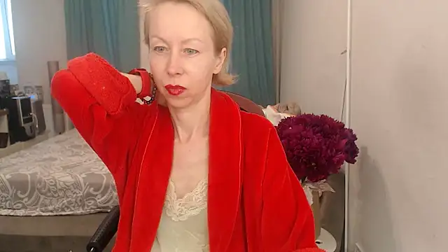 LuxuryNika webcam
