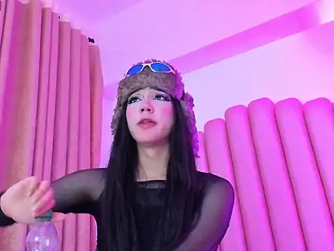 Lana_fox01 live sex cam