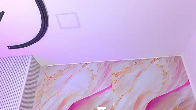 emmacurvy webcam