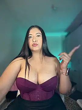 cami_ortiz__ webcam