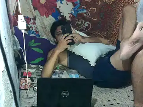 ROCOGUJUBULL webcam