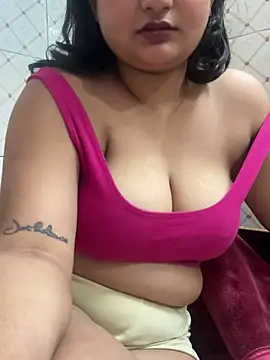 Curvy_Anaya webcam