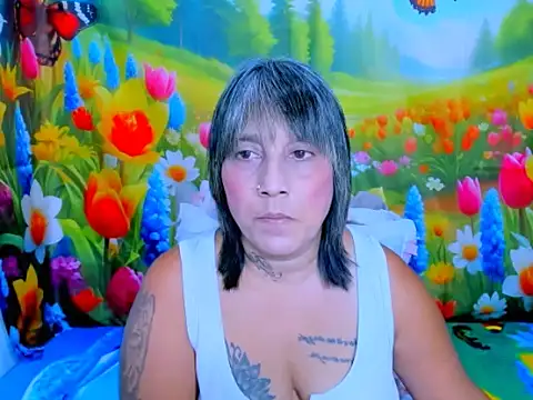 indianroxy webcam