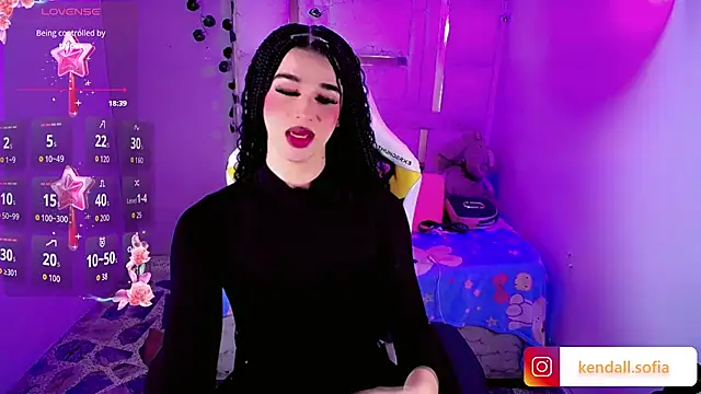 Sophiaa_doll_ live cam on StripChat
