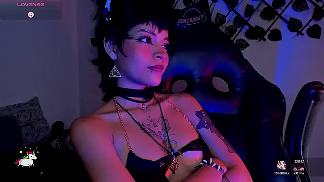 Anny_Kiitty webcam