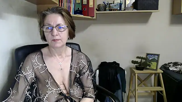 katemodel webcam