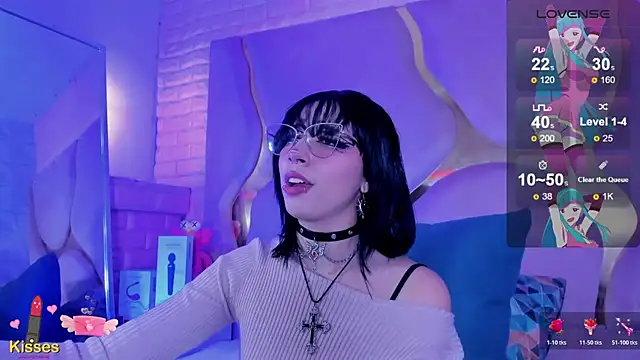 NaniiSisy webcam