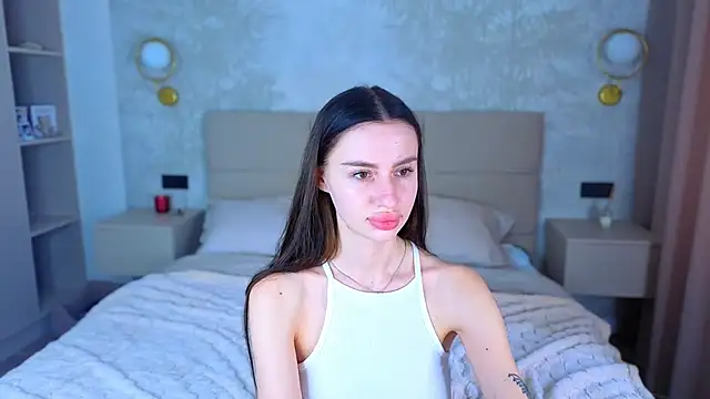 snow_whiteeex - Snow_WhiteeeX's free webcam - UK Sex Cams