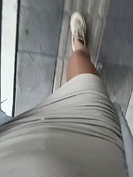 littleqiu live cam on StripChat