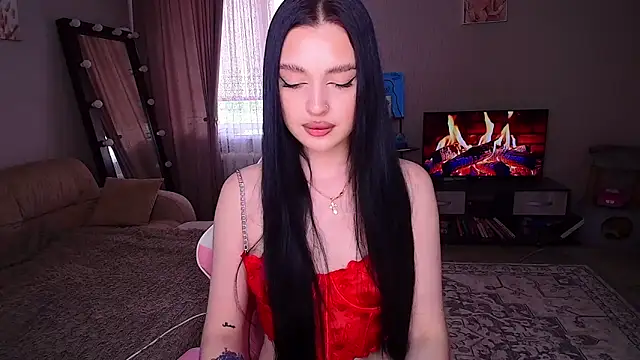 yoursLina webcam
