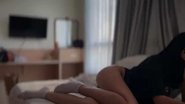 hiddenCrazySlutCpl live sex cam