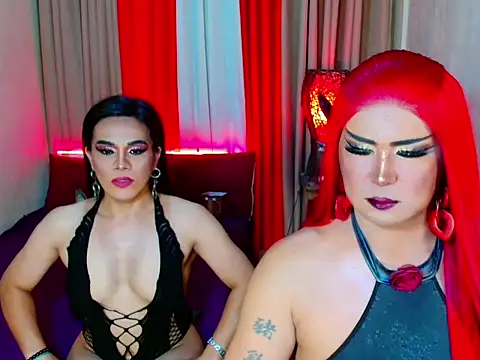 Wildest_Slave_Huntress webcam