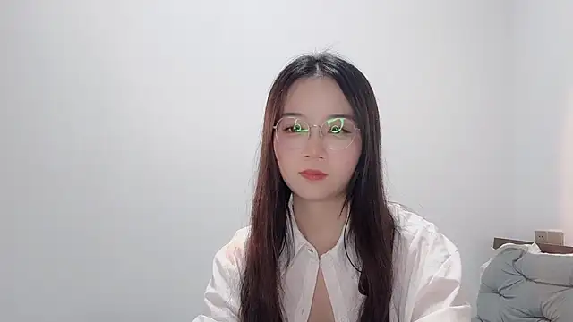 77-Vicky webcam