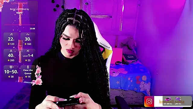 Sophiaa_doll_ webcam