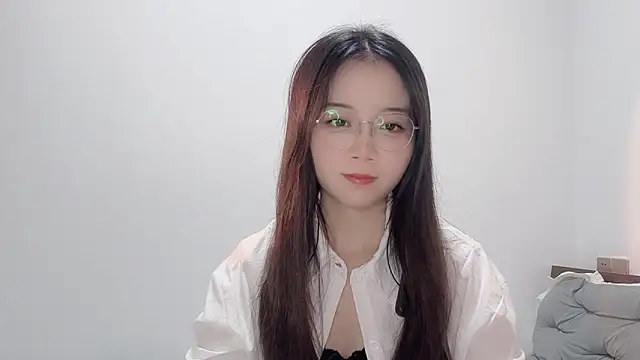 77-Vicky webcam