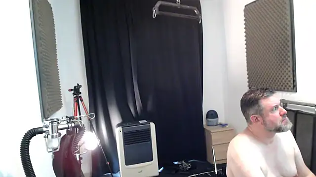 french_slave1 live cam on StripChat