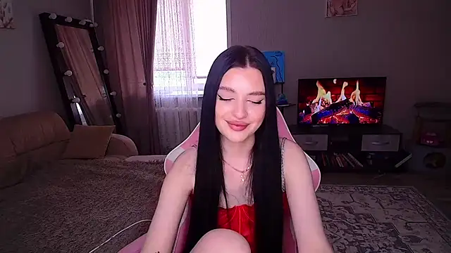 yoursLina webcam