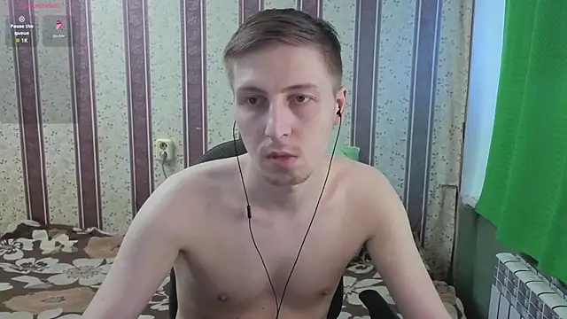 Darien_Brown live cam on StripChat