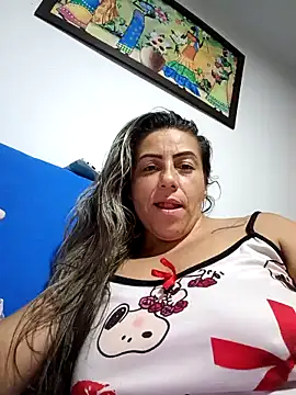 maynor_1998 (F milf) - shower show ♥😈