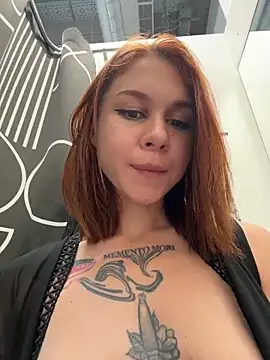 RosieSecret live cam on StripChat