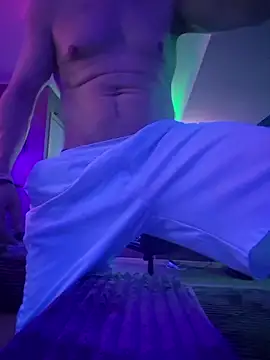 chronic_vibez live cam on StripChat