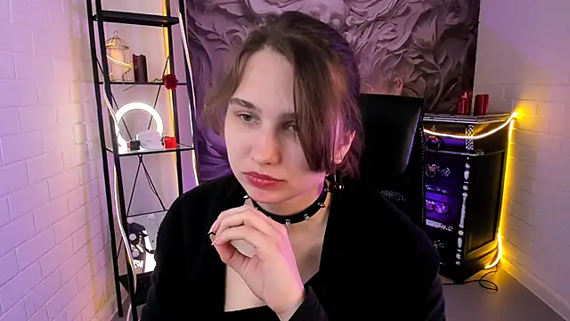 TessaMill live cam on StripChat