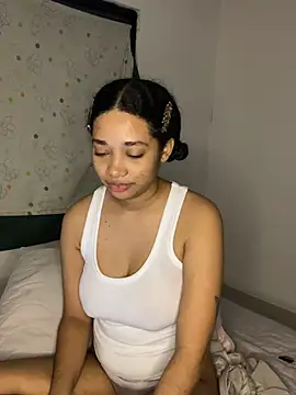 _sweetSabrina- live cam on StripChat