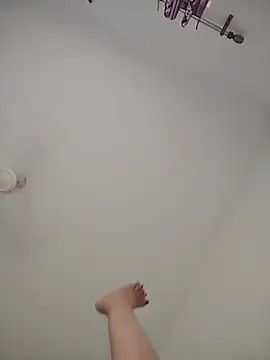 NakedMILFx live cam on StripChat