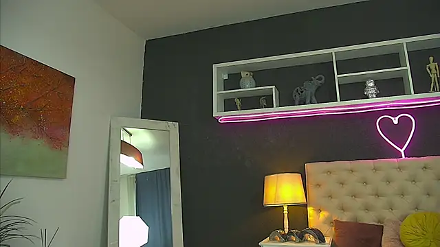 TaniaKaverina webcam