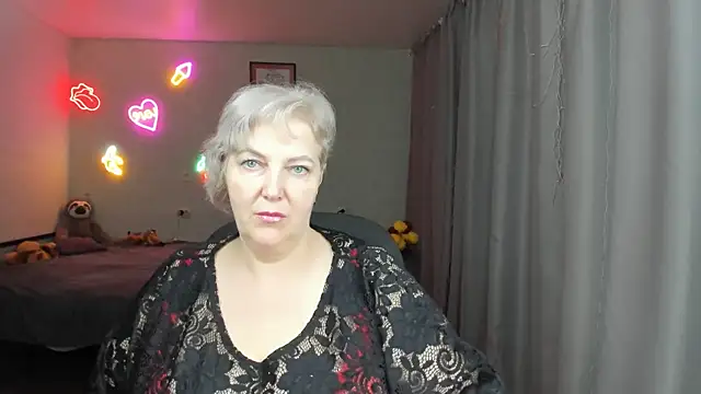 Mary-Leee webcam