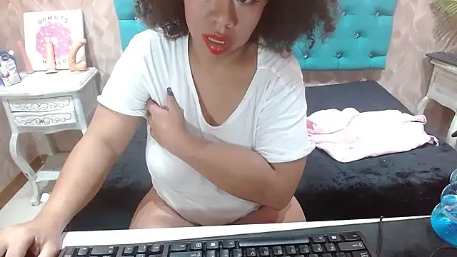 KeniaLovex webcam
