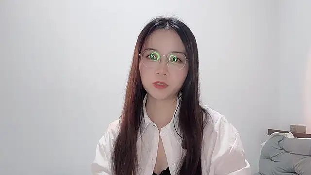 77-Vicky webcam