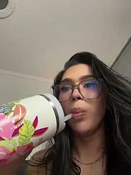 Samantha_Bernardo webcam