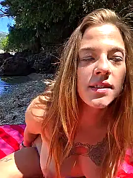 Luna_Lynn webcam