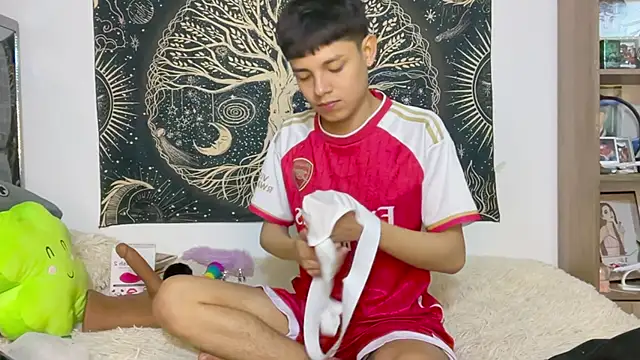 Andy_Belier23 live cam on StripChat