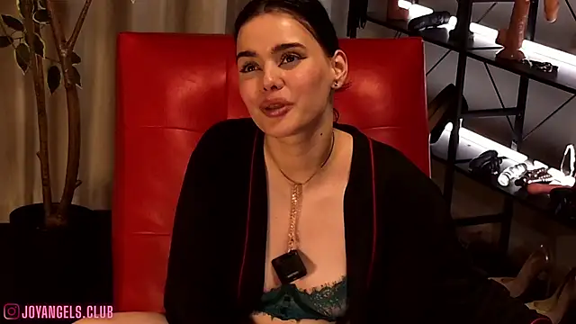 SophieCharm webcam