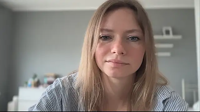 MillieShow live cam on StripChat