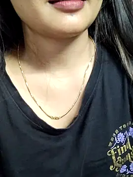 Wild-janvi webcam