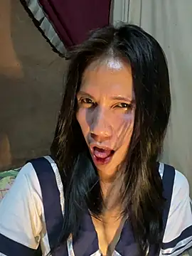 LoveRUBY143 webcam