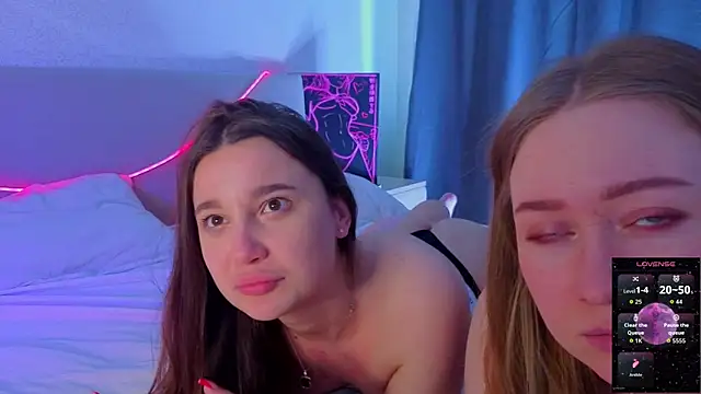 LauriePerez webcam