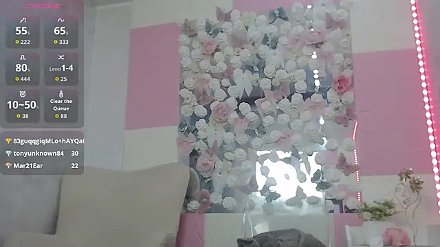 EmberLuna_ webcam
