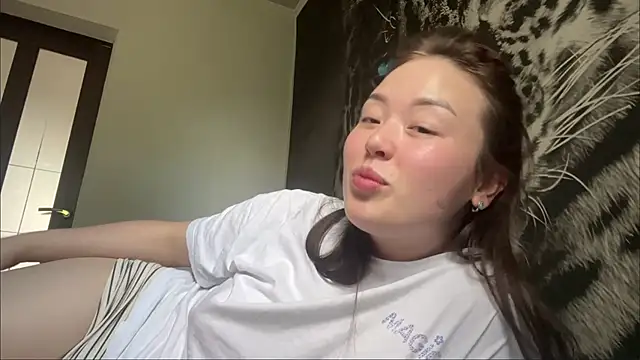 ChelsieThuman webcam