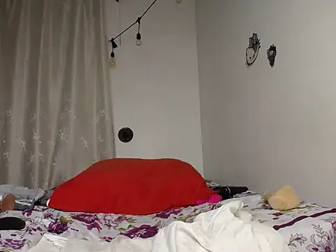 VIVIANSARAH webcam