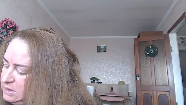 Amy_August webcam