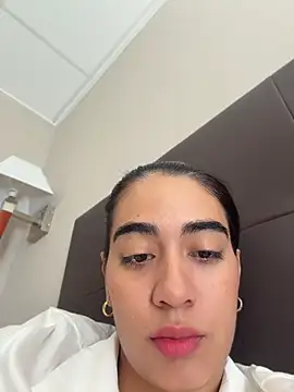 ZarahEvans webcam