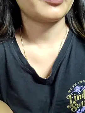 Wild-janvi live cam on StripChat