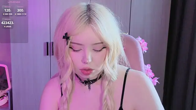 yumi_charm webcam