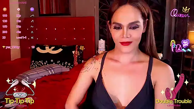 BombshellMARIA live cam